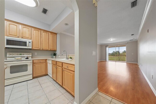 Building Photo - 9417 Myrtle Creek Ln