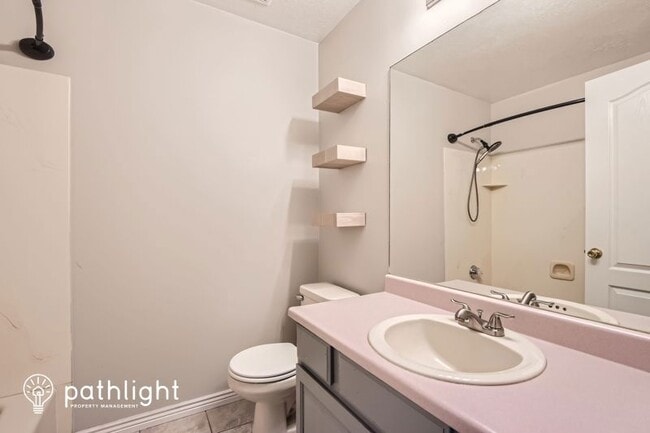 Building Photo - 846 E 900 N