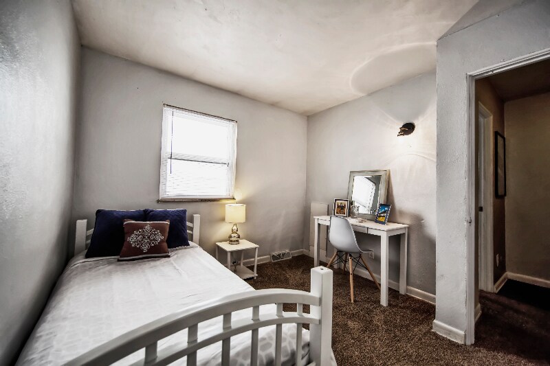 Building Photo - 51 King Ave