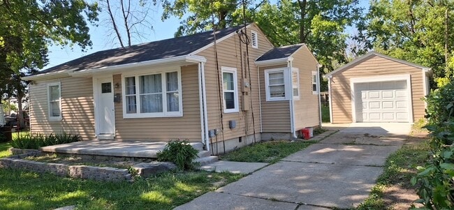Building Photo - 1035 Virginia St