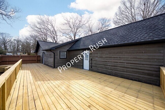 Building Photo - 8229 Patterson Rd