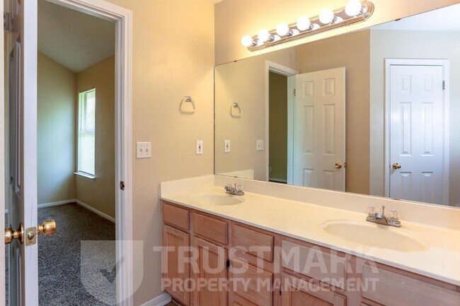 Building Photo - 4805 Frontier Trail