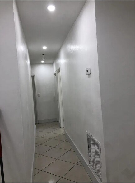 Building Photo - 14321 Boggs Dr
