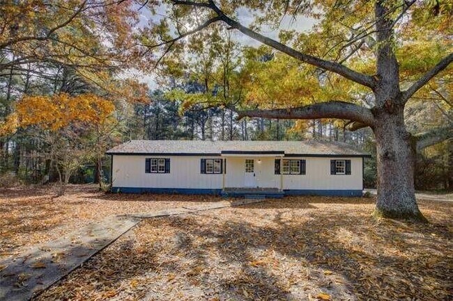 Building Photo - 201 Oglesby Bridge Rd SE