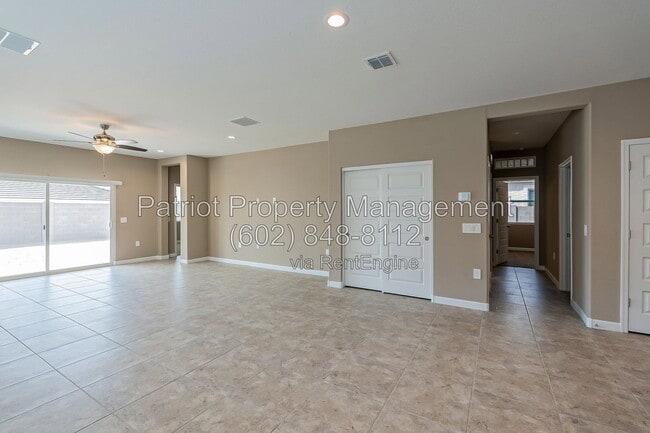 Building Photo - 18851 W Farmer Rd