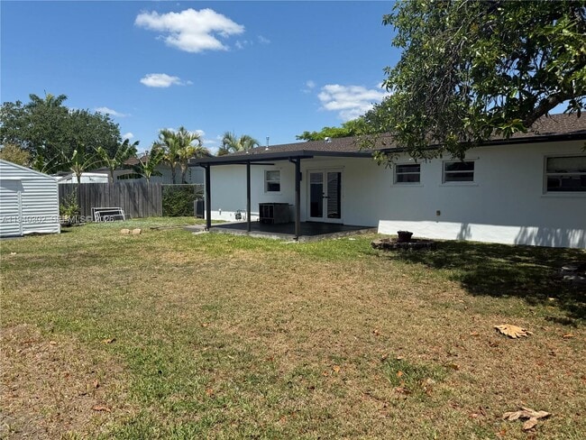 Building Photo - 11004 SW 154th Terrace