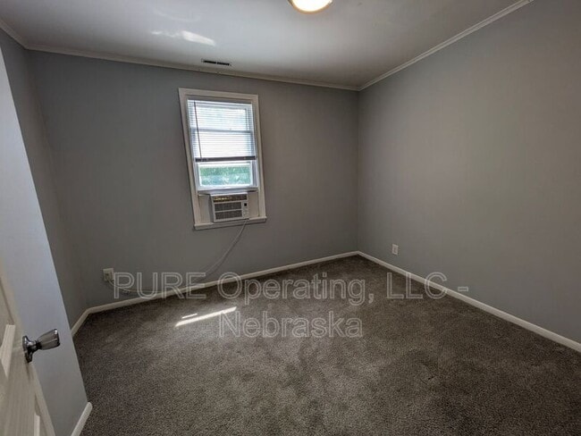 Building Photo - 1115 William St