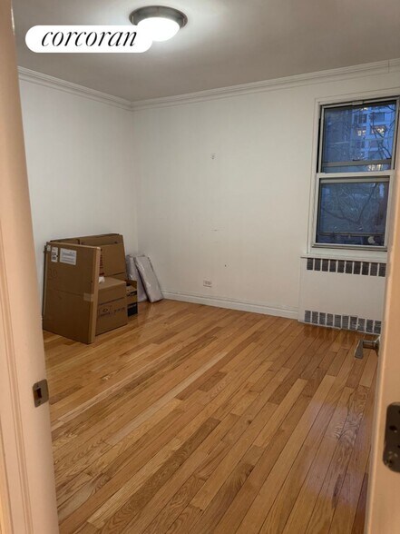 Building Photo - 330 E 63rd St