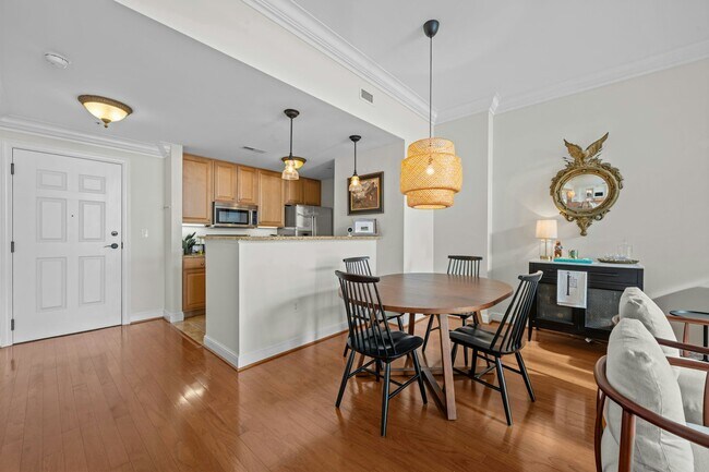 Building Photo - 419 Sky Sail Blvd