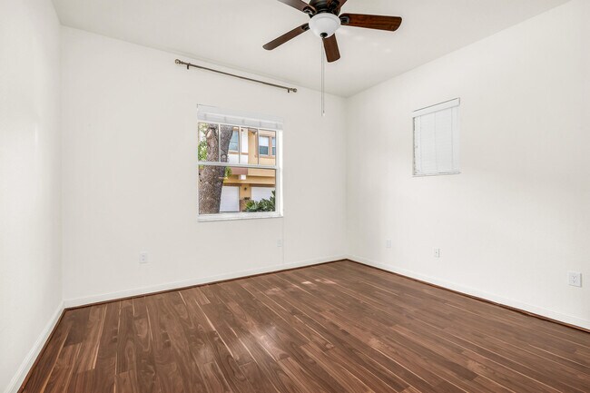 Building Photo - 555 Pacific Grove Dr