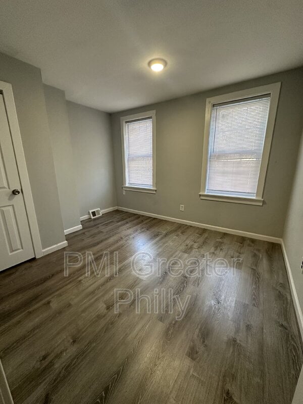 Building Photo - 4208 Westminster Ave