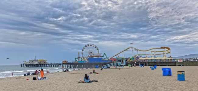 Building Photo - 2002 4th St