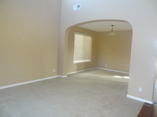 Building Photo - Huge home in Elk Grove