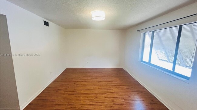 Building Photo - 1666 NW 113th Way