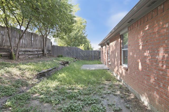 Building Photo - 6317 Rockhaven Dr
