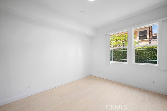 Building Photo - 465 E Magnolia Blvd