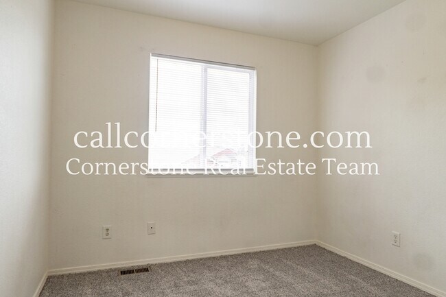 Building Photo - 7511 Barn Owl Dr