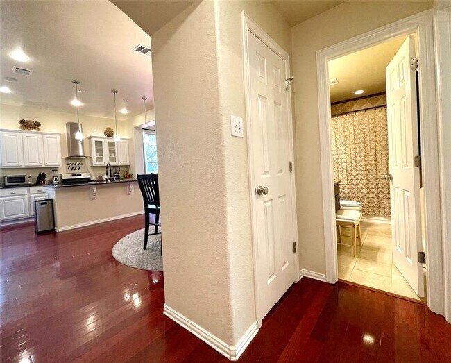Building Photo - 1406 Rimstone Dr