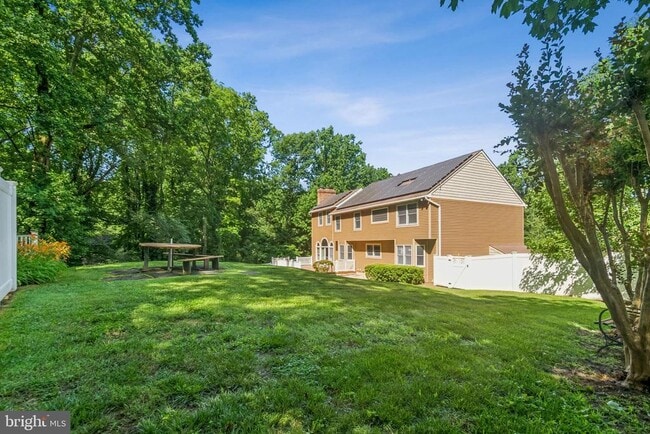 Building Photo - 478 Mountain Rd