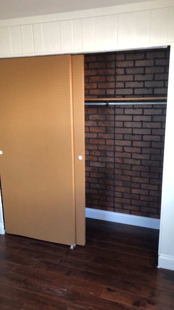 Building Photo - 401 Lufkin Dr