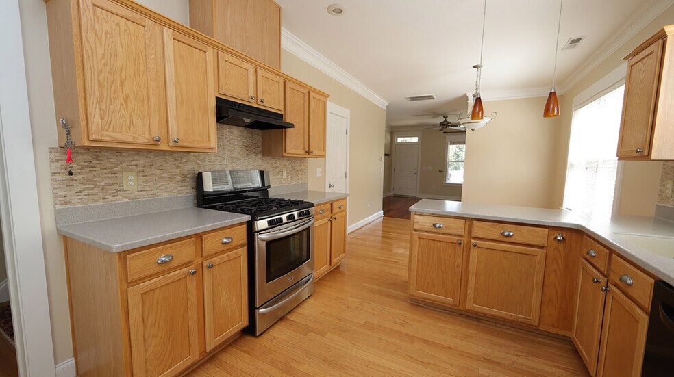 Building Photo - 10817 Connally Ln