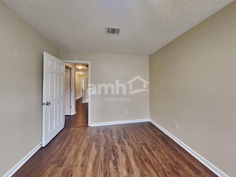 Building Photo - 2944 Jasmine Brook Ct