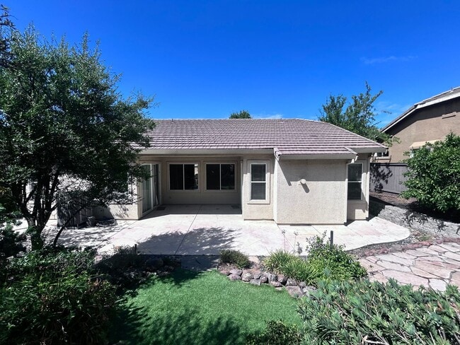Building Photo - Incredible Four Bedroom Two Bathroom Home in Serrano Village