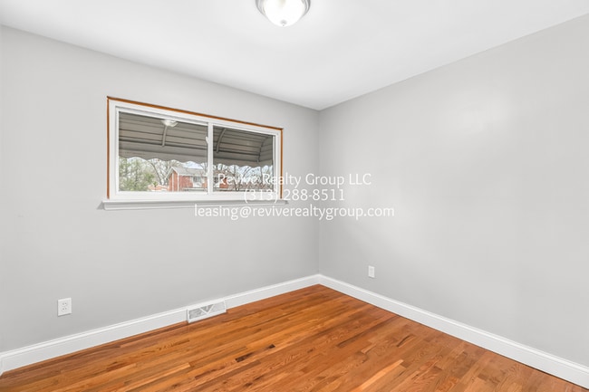 Building Photo - 7223 Mohawk St