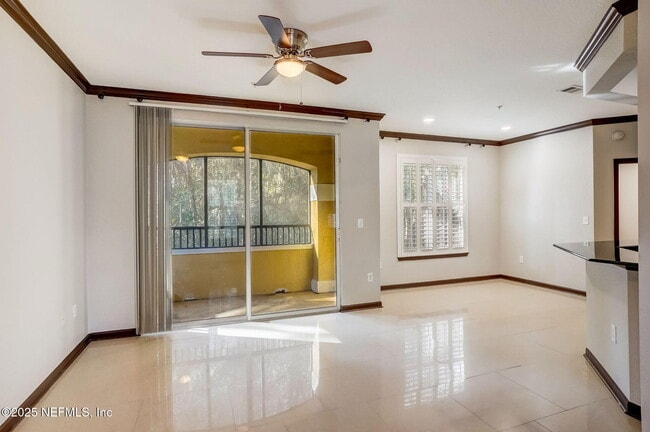 Building Photo - 8539 Gate Pkwy W