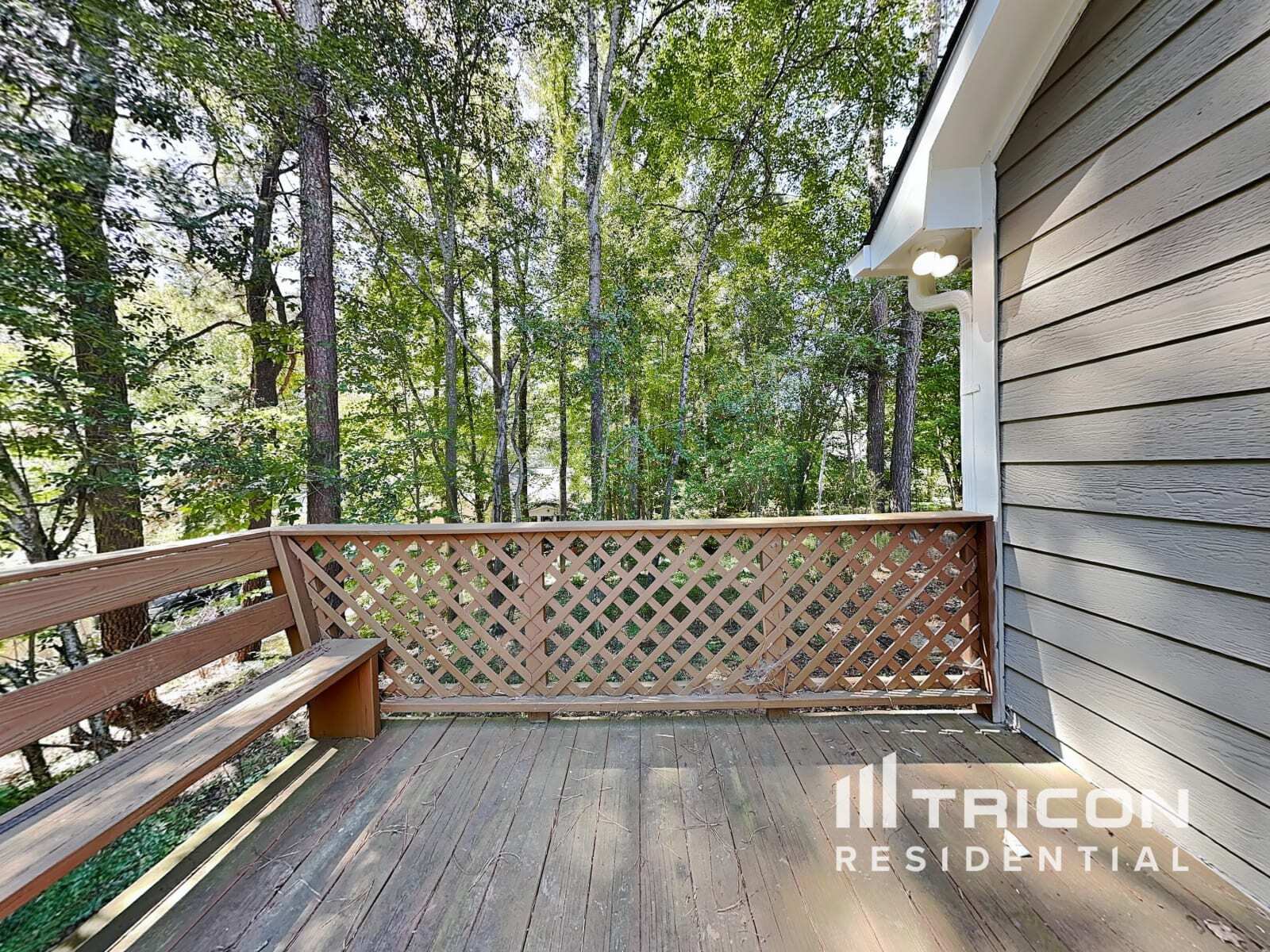 Building Photo - 4684 Woodglen Ct