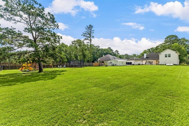 Building Photo - 19509 Desna Dr