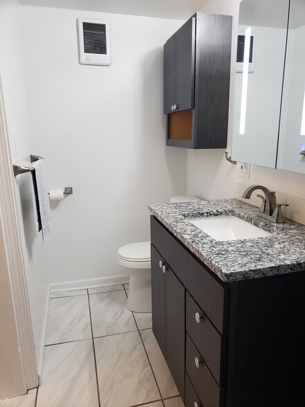 Bathroom - 619 N Genesee St