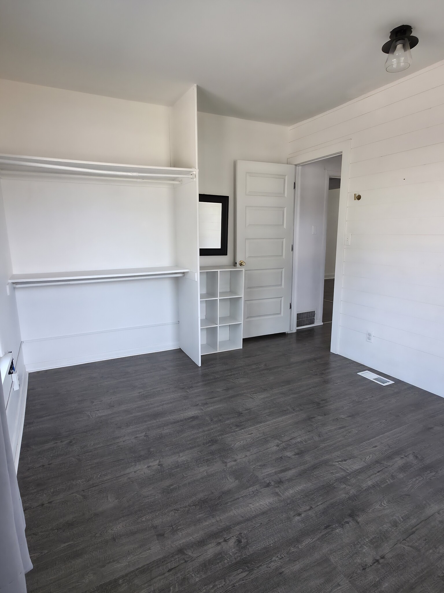 Building Photo - 163 W 400 S