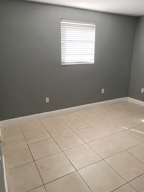 Building Photo - 13900 Lake Placid Ct