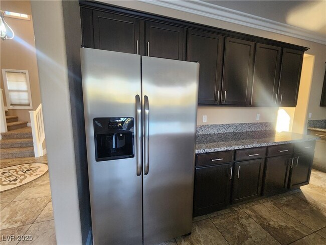 Building Photo - 7426 Matilda St