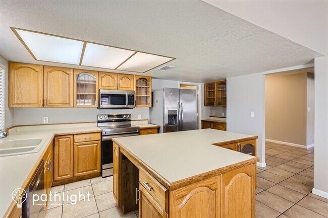 Building Photo - 16635 N 34Th Drive