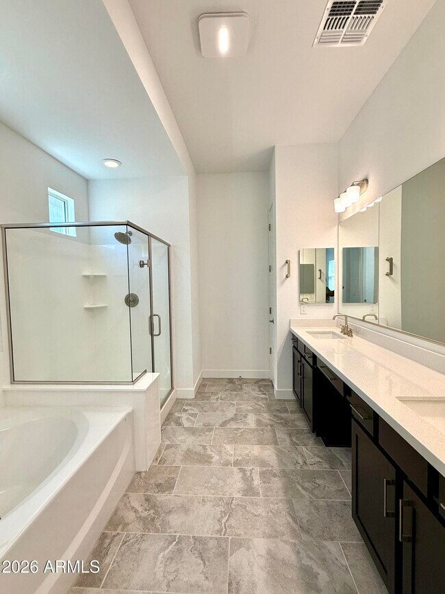 Building Photo - 3824 Fiestaflower Ln