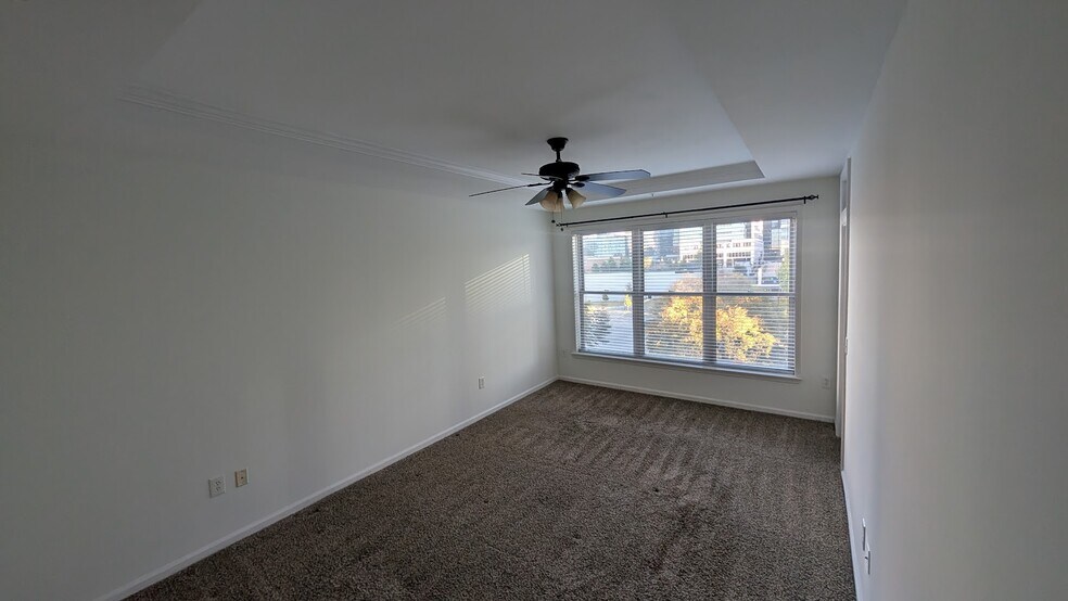 Building Photo - 3334 Peachtree Rd NE