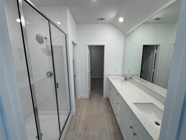 Building Photo - 6302 Symphony Wave Dr