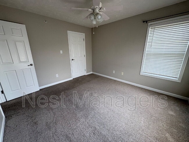 Building Photo - 3330 Harbour Pointe Pl