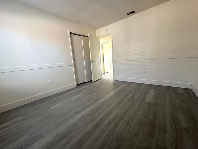Building Photo - Beautifully Remodeled Home in the Heart of Manteca!