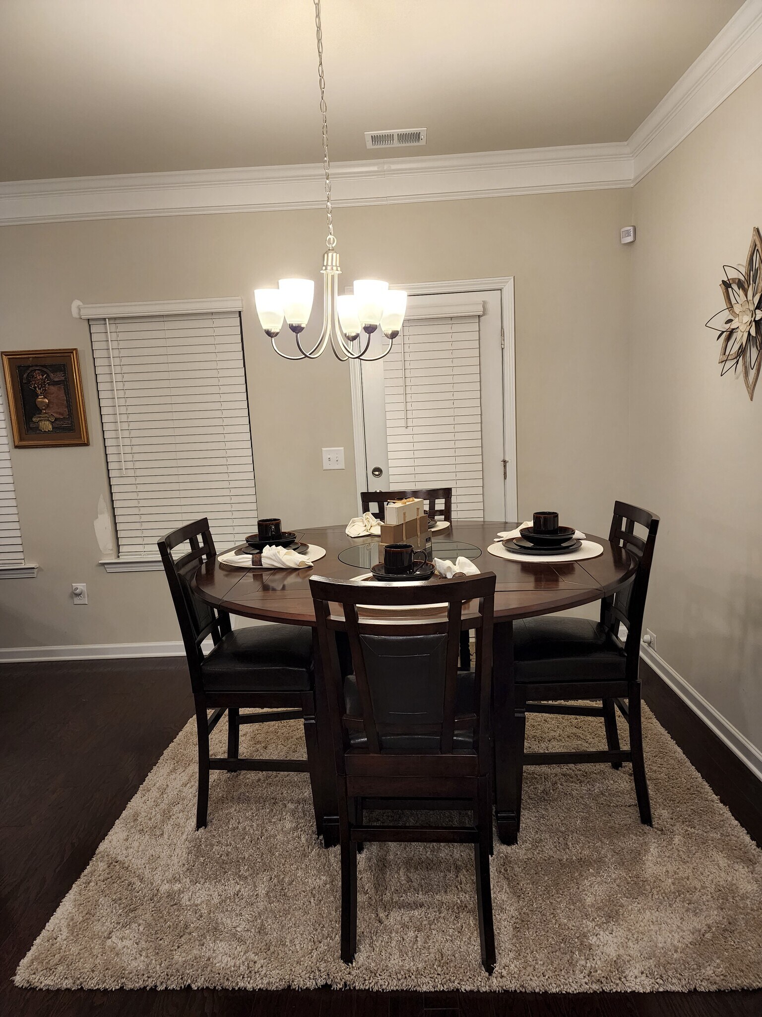 Open Dining Area - 5176 Grace Ct