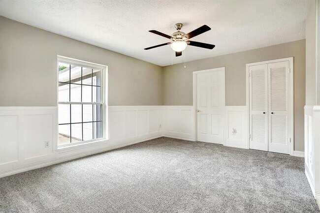 Building Photo - 3111 Oyster Cove Dr