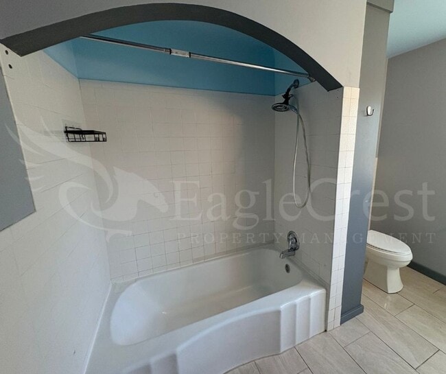 Building Photo - Two Bedroom House with Bonus Room Located ...