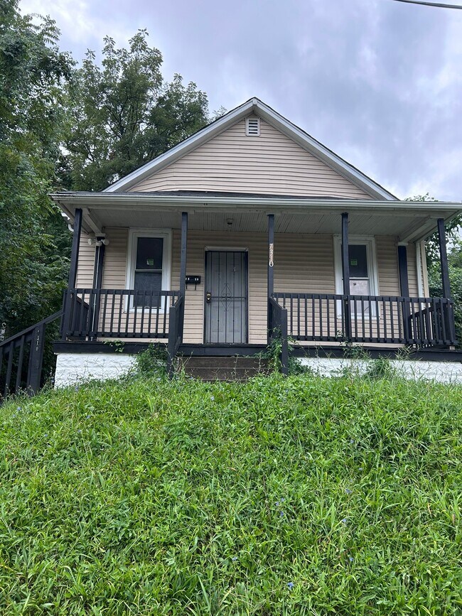 Building Photo - 7310 Jenwood Ave