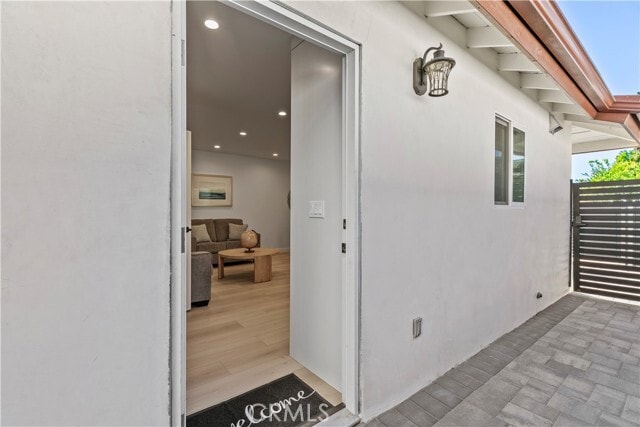 Building Photo - 6712 Ventura Canyon Ave