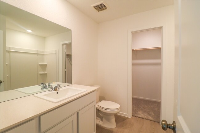 Building Photo - 31371 Black Cherry St