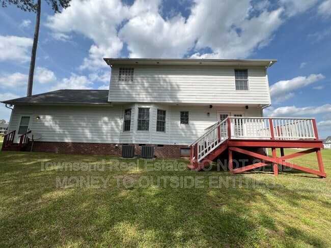 Building Photo - 155 Saunders Ct