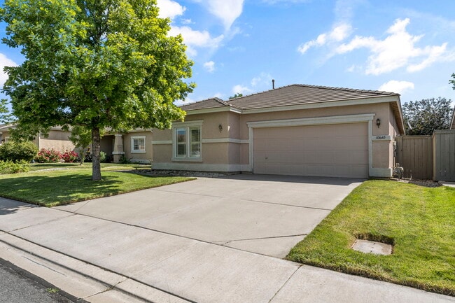 Building Photo - 10640 Arbor Way