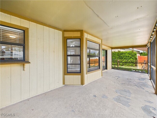 Building Photo - 17409 Braddock Rd